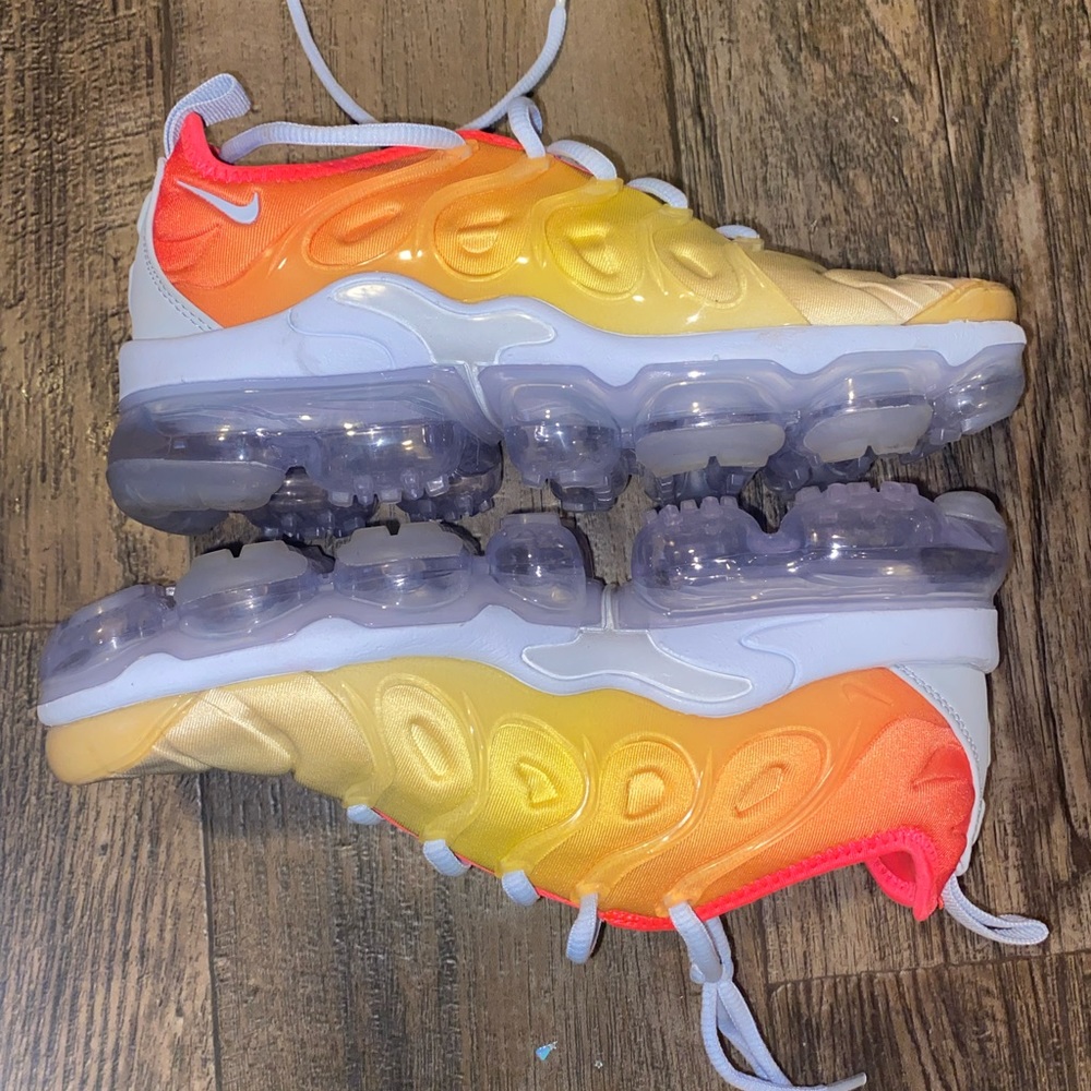 Women’s Vapor Max Sneakers 6.5 (US) Blue Orange & Yellow